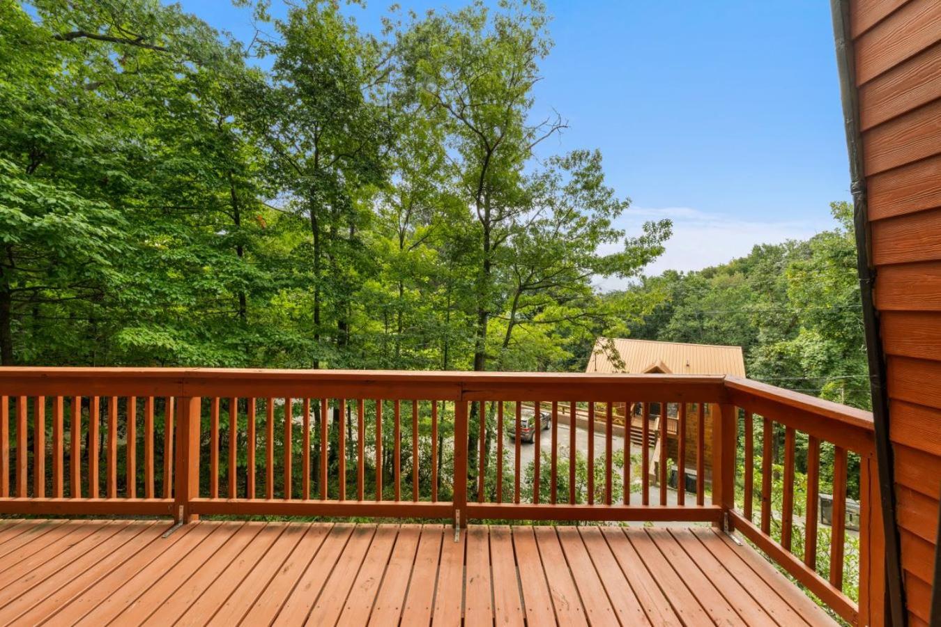 Treetops Chalet - 3Bd/2Bt Boutique Cabin W/Mt Leconte Views In Gatlinburg Dış mekan fotoğraf